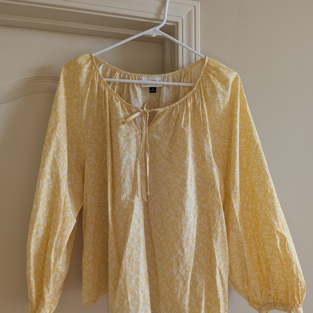 Universal Thread Yellow 3/4 Sleeve Tie Front Blouse